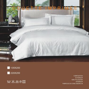 COUETTE BLANCHE 220*200