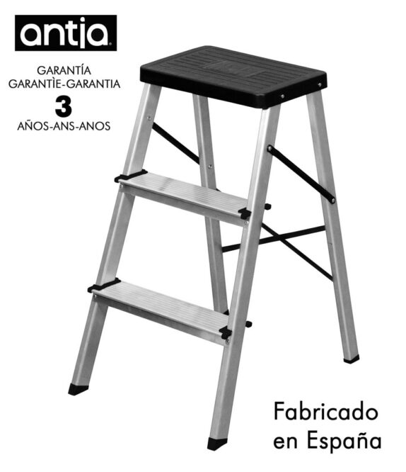 TABOURET AVEC 3 MARCHE 8