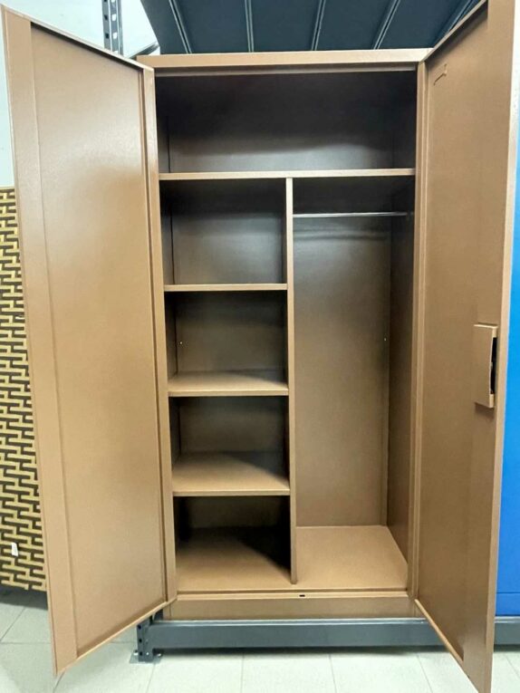 ARMOIRE METAL 4 ETAGERES MARRO