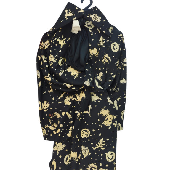 CAPE HALLOWEEN